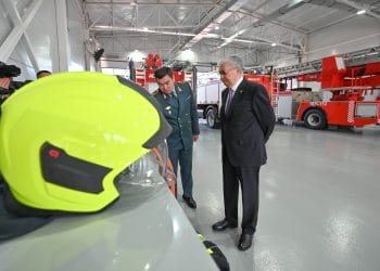 Токаев осмотрел новую пожарную часть в Астане и оценил современные технологии