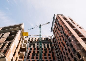 Алматинец выжил после шести операций от падения с высоты