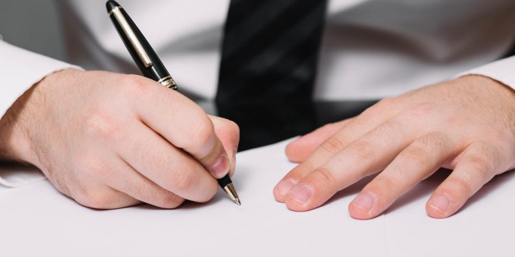 Разъяснения Минюста о написании ФИО на казахском языке