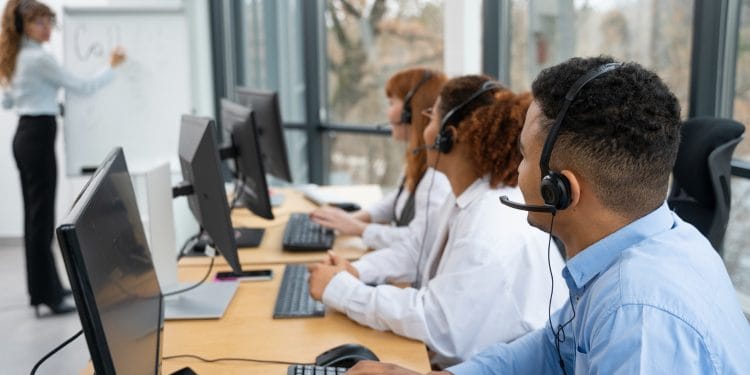 В Казахстане предложили создать call-центр для борьбы с мошенничеством