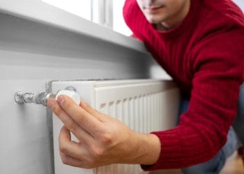 Министр энергетики прокомментировал ситуацию с отоплением в Сарани