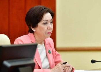 “Не зачитывайте доклады“: Вице-спикер Еспаева сделала замечания в Мажилисе