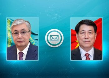 Глава государства поздравил нового Президента Вьетнама Лыонг Кыонга