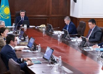 Олжас Бектенов заседание