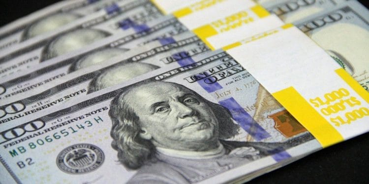 Нурлан Байбазаров прокомментировал слухи о курсе 600 тенге за доллар