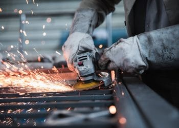 Названы сферы с самыми высокими заработками в Казахстане