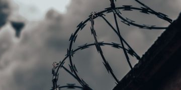 Полицейский осужден за пытки задержанного во время «январских» событий