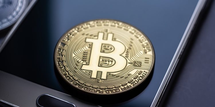 Курс биткоина снова обновил исторический максимум, подорожав до 80 тысяч долларов