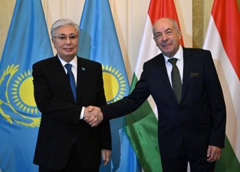 Касым-Жомарт Токаев и Тамаш Шуйок