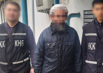 Подозреваемых в экстремистской деятельности задержали в трех регионах