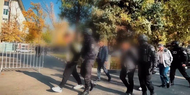 Мошенники обманывали шымкентцев через фейковый интернет-магазин