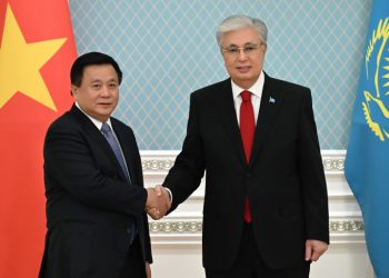 Казахстан и Вьетнам укрепляют сотрудничество в экономике и науке