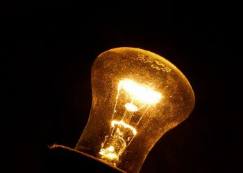 электроэнергия, лампочка