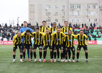 Алматинский "Кайрат" стал чемпионом Казахстана, обойдя "Астану" и "Актобе"
