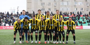 Алматинский "Кайрат" стал чемпионом Казахстана, обойдя "Астану" и "Актобе"