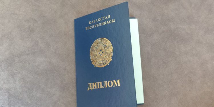 В резервате "Семей орманы" руководитель оказался с фальшивым дипломом