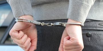 В Алматы доставили казахстанца, участвовавшего в террористической деятельности