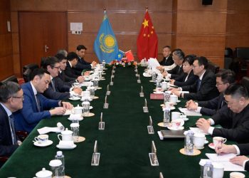 Китай и Казахстан