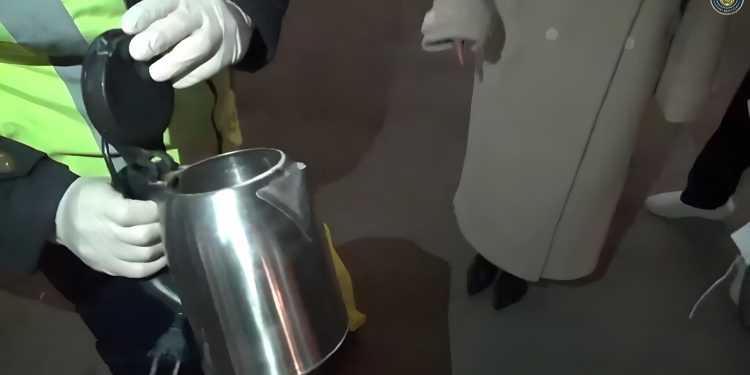 Наркотики в чайнике