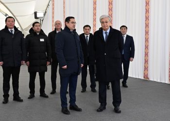 Токаев посетил шахту