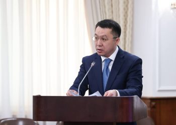 Министр транспорта Марат Карабаев