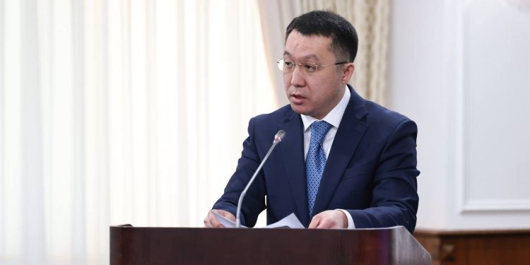 Министр транспорта Марат Карабаев