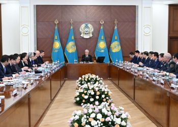 Касым-Жомарт Токаев на заседании Правительства