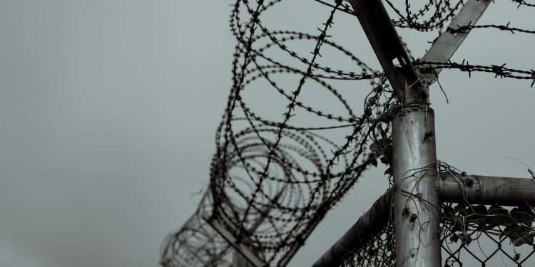 Тюрьма, зона