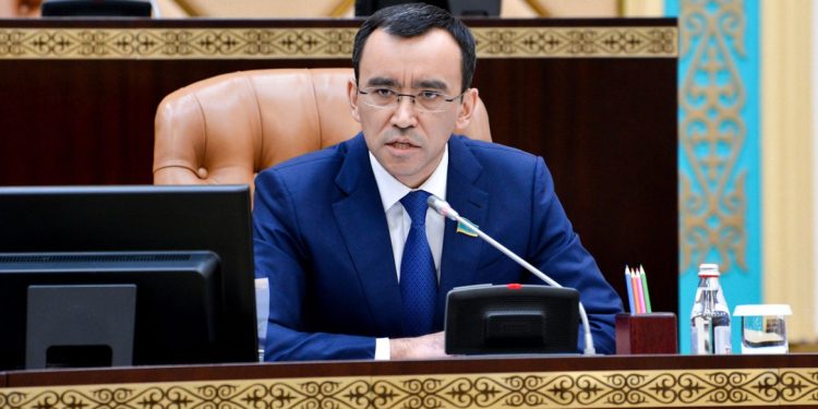 Маулен Ашимбае