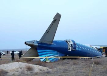 самолета AZAL