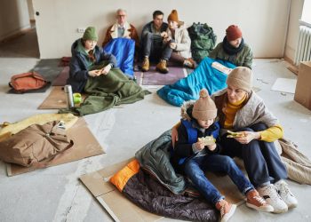квартира с множеством жильцов