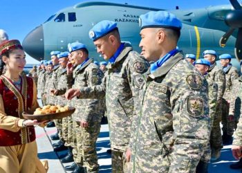 Минобороны встретило в Астане военных, вернувшихся с Голанских высот