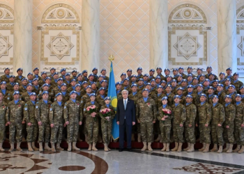 Токаев: «Вы посланники мира, и на вас равняется вся страна»