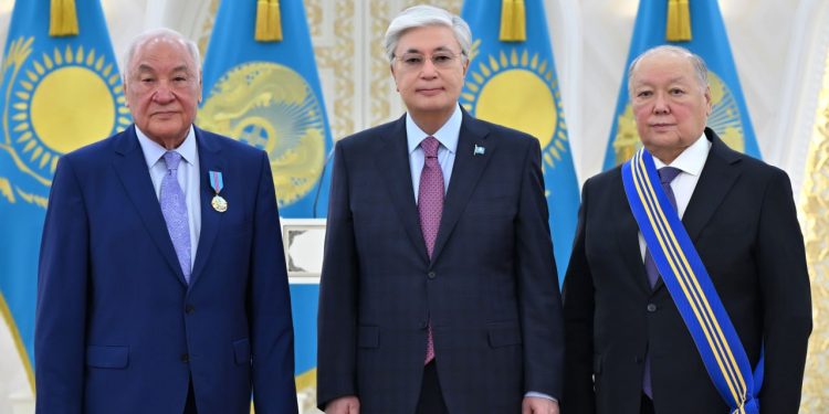 Касым-Жомарт Токаев, Равиль Чердабаев и Серик Токпанов