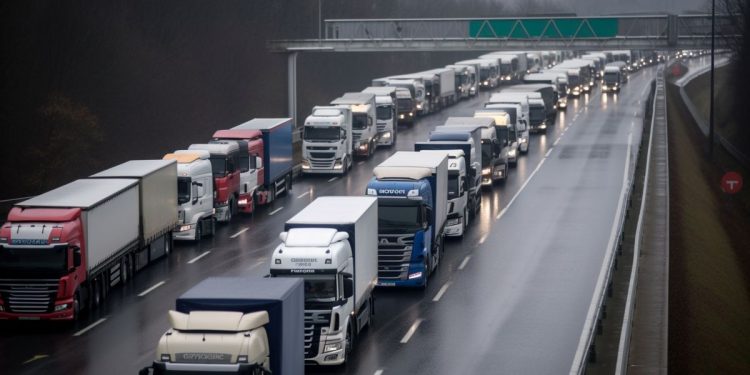 Пробка из фур