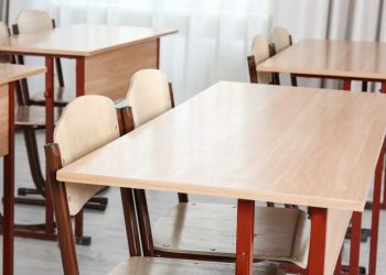 Школьная парта