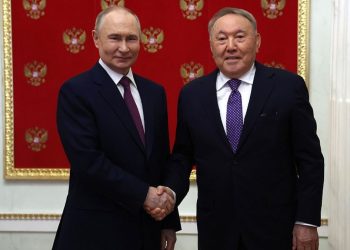 Назарбаев встретился с Путиным