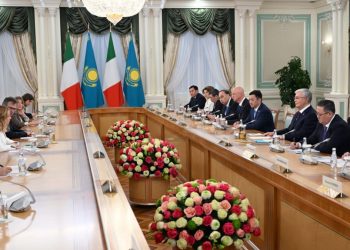 Президент Казахстана Касым-Жомарт Токаев и Председатель Совета министров Италии Джорджа Мелони провели переговоры в расширенном составе