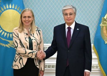 Касым-Жомарт Токаев с председателем ОБСЕ Элиной Валтонен