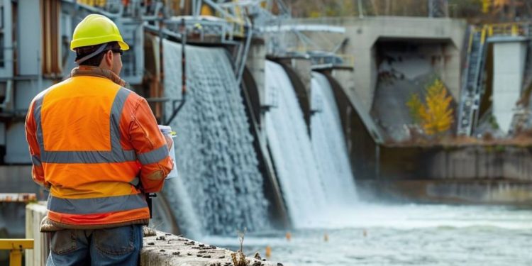 работник водной отрасли