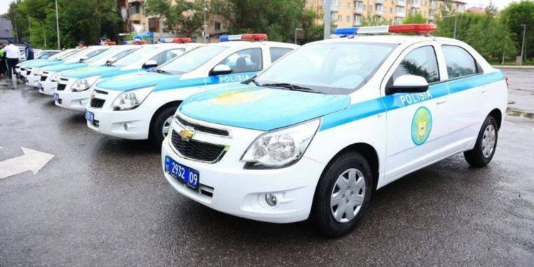 полицейские автомобили