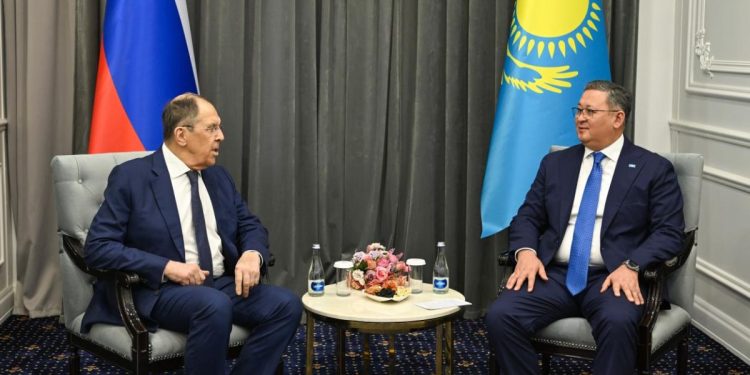 Мурат Нуртлеу встретился с Сергеем Лавровым
