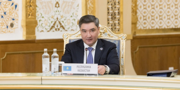 Олжас Бектенов