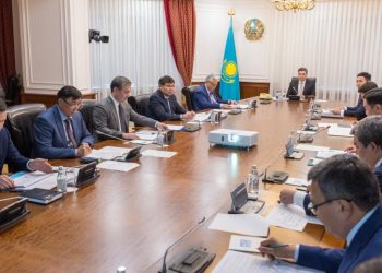 Олжас Бектенов провел совещание