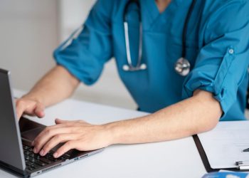 Студент-медик