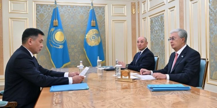 Токаев принял главу КТЖ
