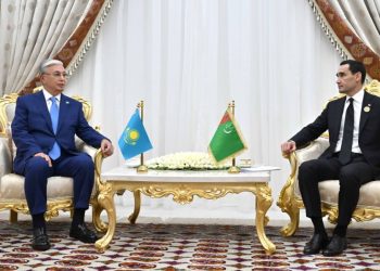 Касым-Жомарт Токаев провёл встречу с Президентом Туркменистана Сердаром Бердымухамедовым