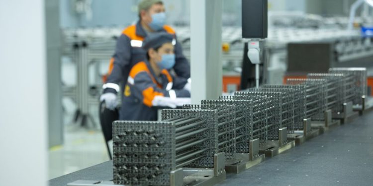 выпуск ядерного топлива