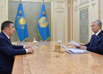 Касым-Жомарт Токаев принял акима Акмолинской области Марата Ахметжанова