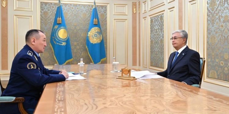 Касым-Жомарт Токаев принял министра обороны